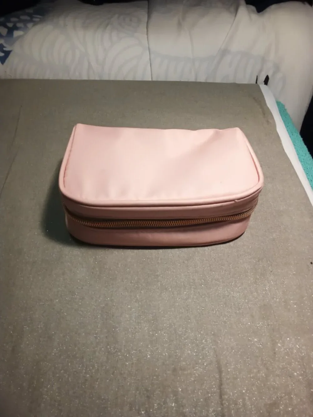 Pink Portable Makeup Bag Cosmetic Pouch Insulated